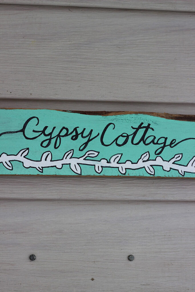 Gypsy Cottage Airbnb